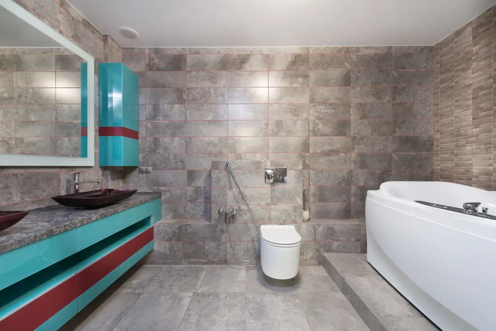 Freestanding vs Built-In Tub Cost
