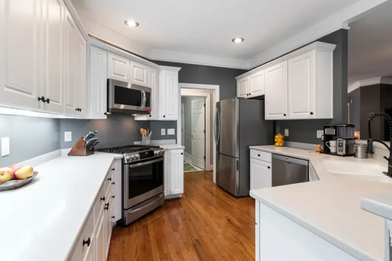 Kitchen Remodel DIY vs Contractor - Kitchen Remodel DIY vs Contractor Cost Comparison USA