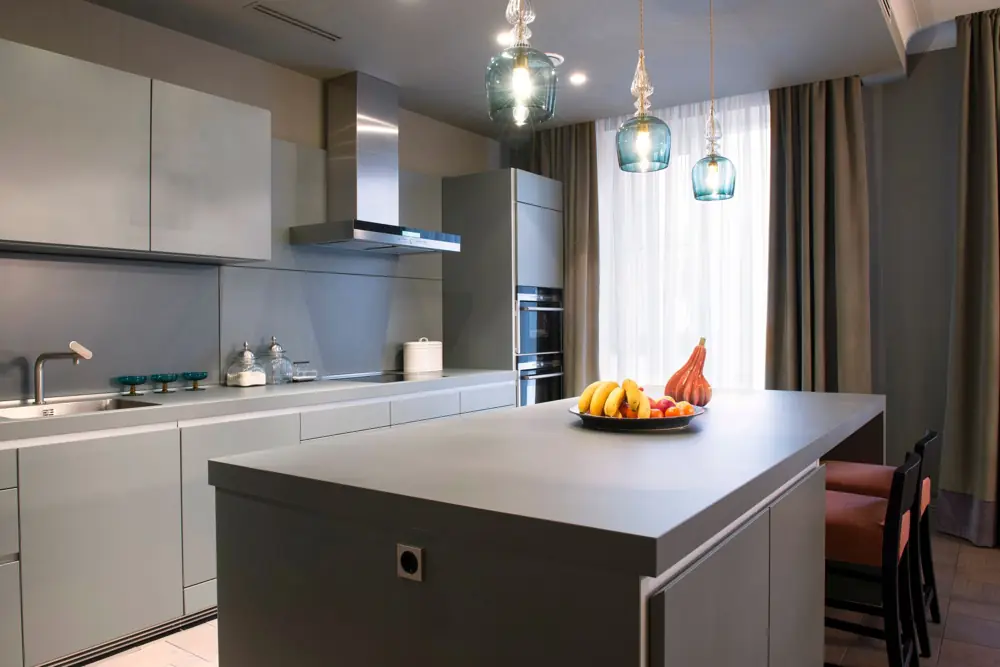 Solid Surface vs Quartz Cost